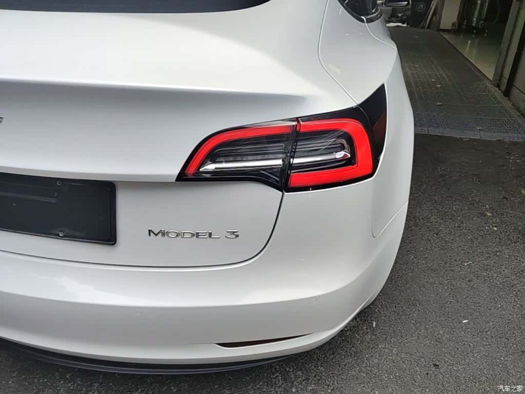Tesla Model 3, 2020 8