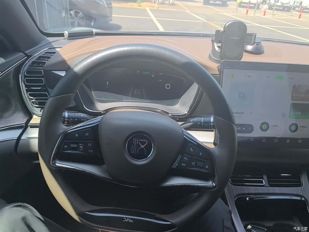 BYD Han, 2021 10