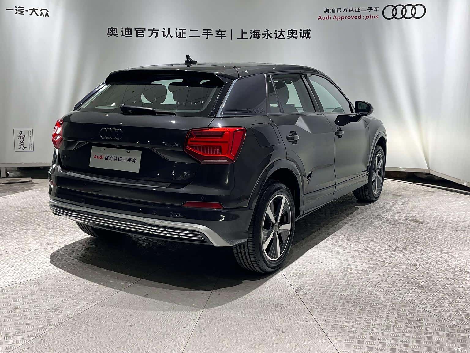 Audi e-tron, 2021 все фото