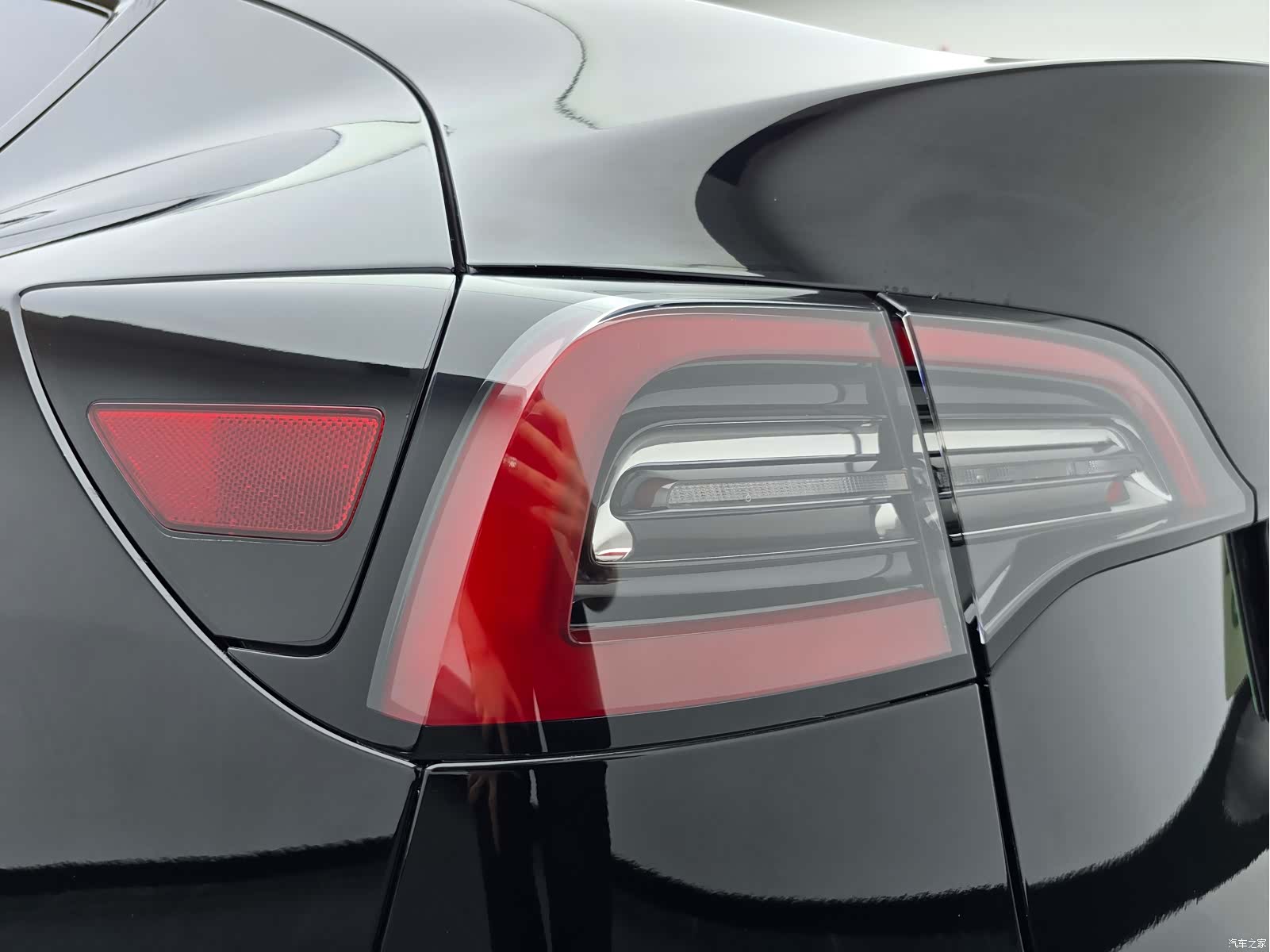 Tesla Model Y, 2023 9