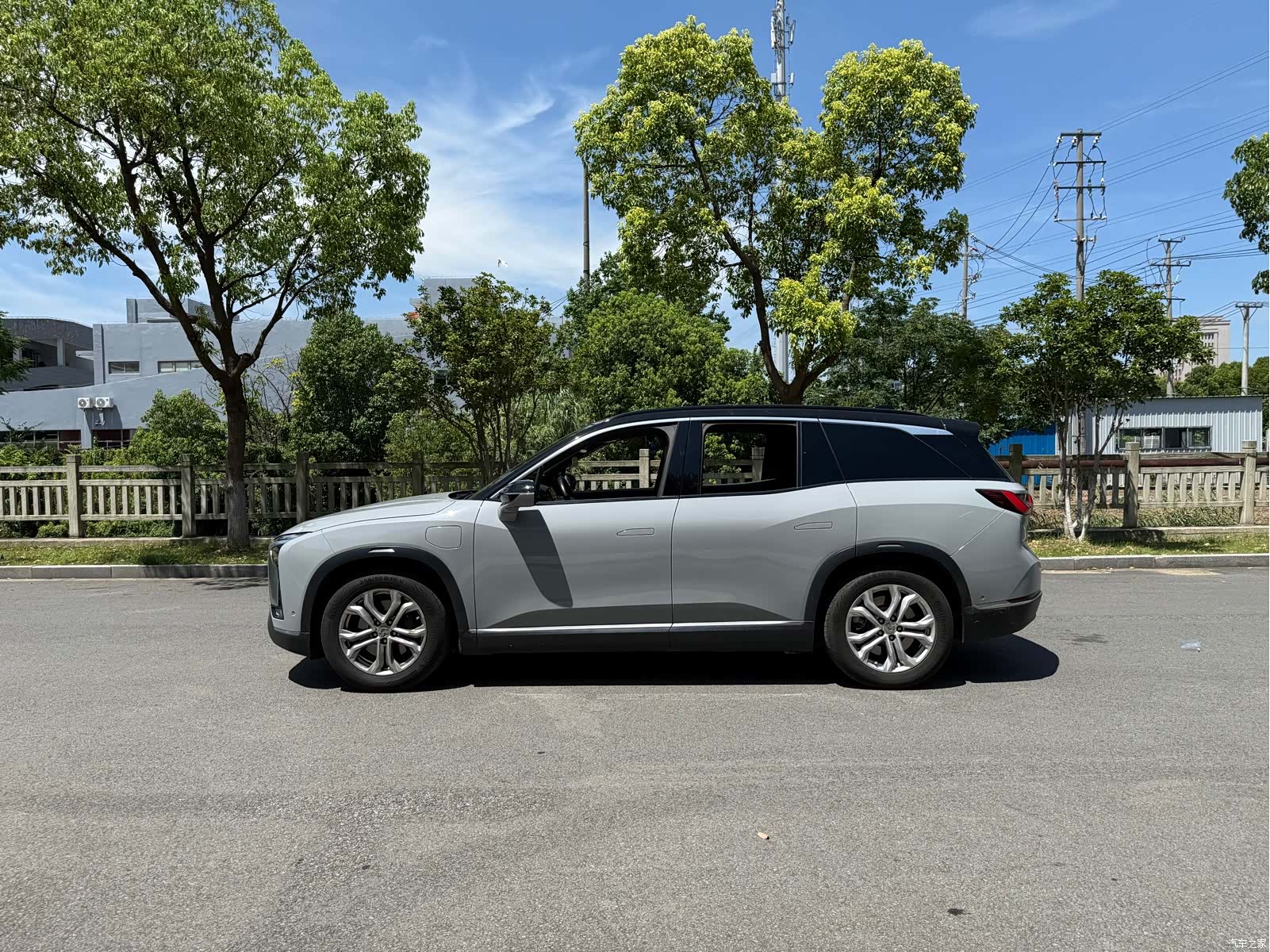 NIO ES8, 2020 8
