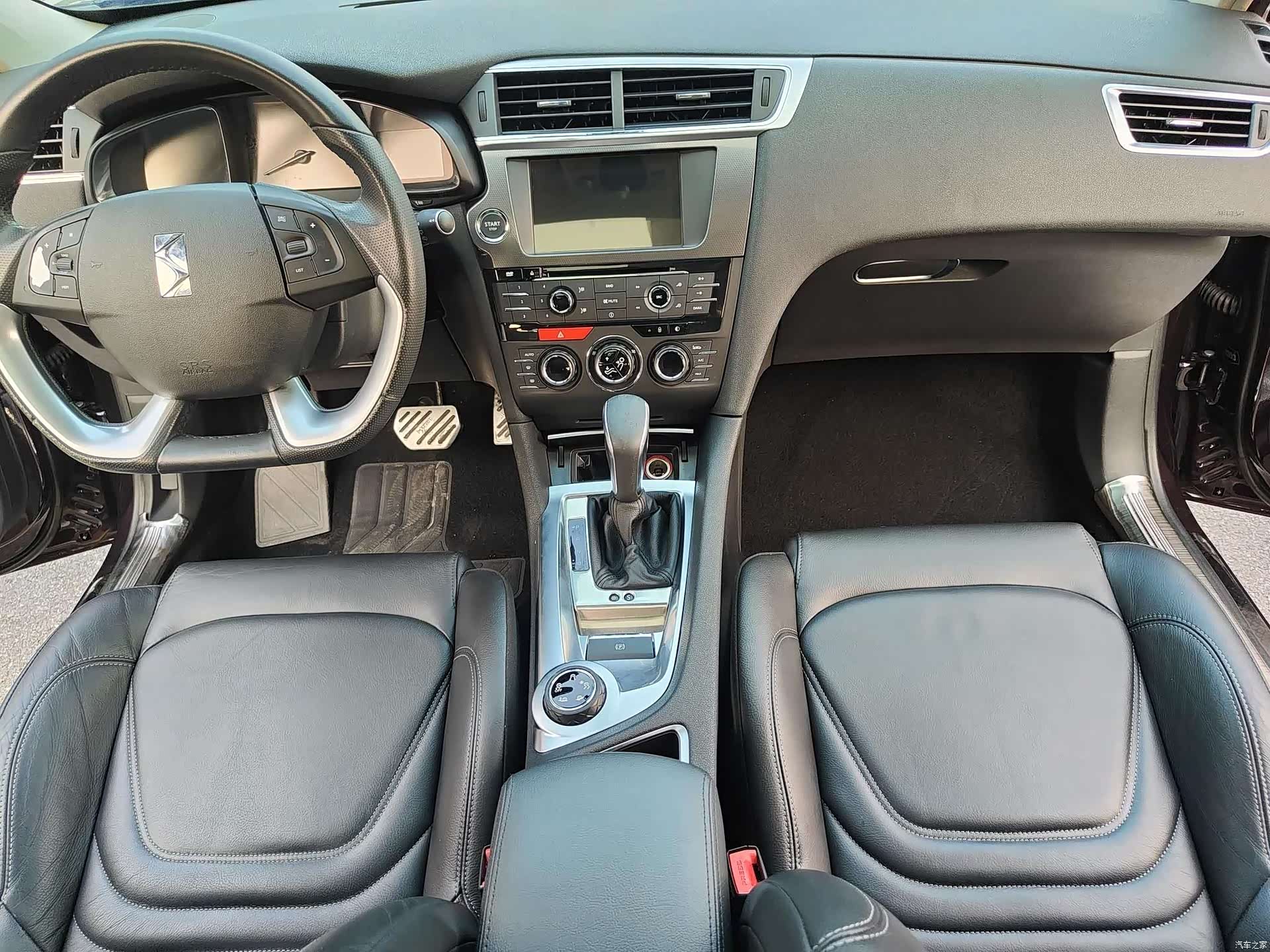 DS THP160, 2015 7