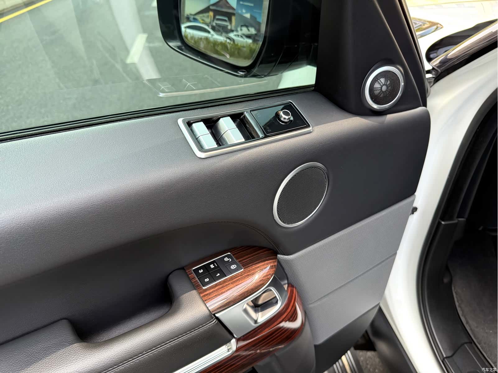 Land Rover Range Rover, 2018 27