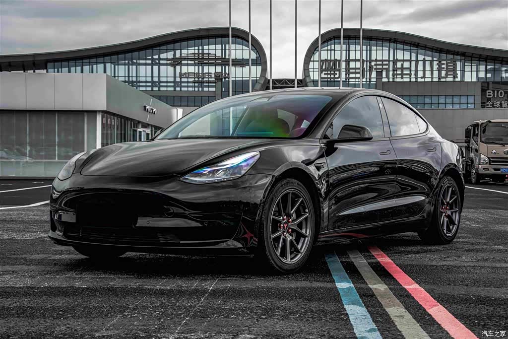 Tesla Model 3, 2022 1
