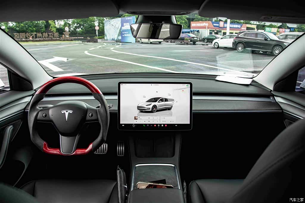 Tesla Model 3, 2022 18
