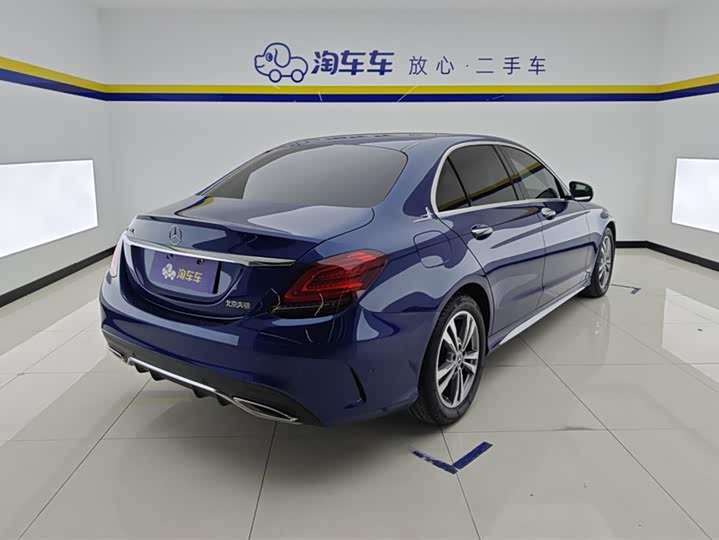 Mercedes-Benz C-Class, 2019 года фото 4