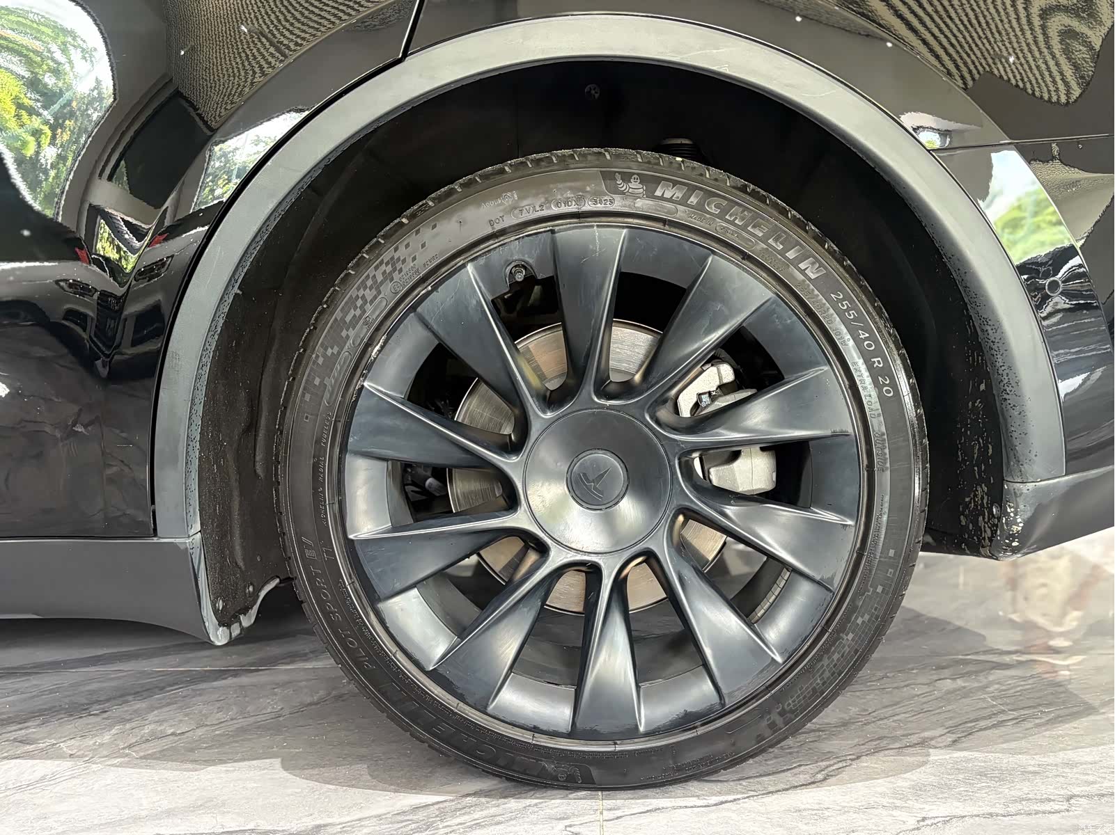 Tesla Model Y, 2023 26