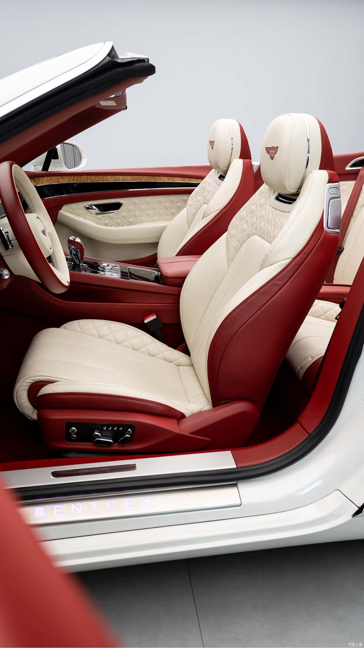 Bentley Continental GT, 2021 13