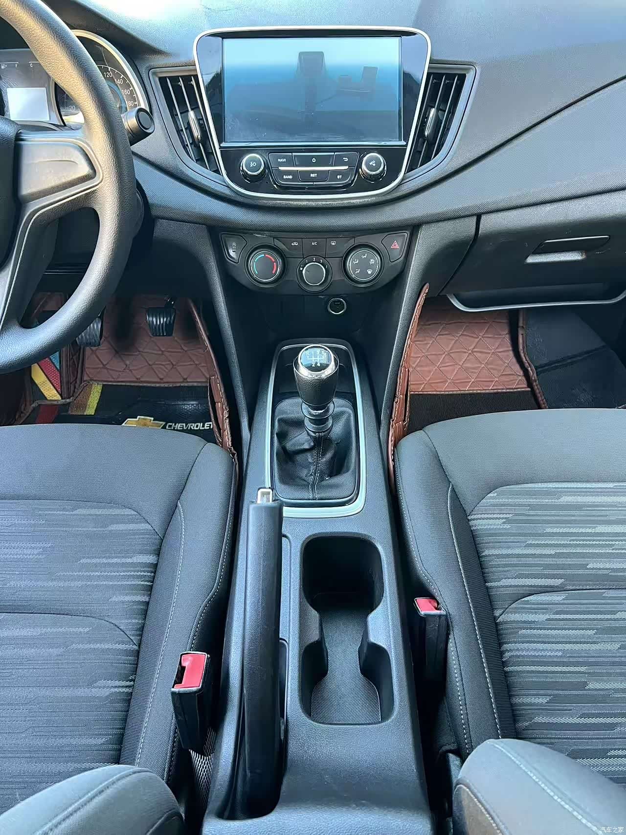 Chevrolet 320, 2018 12