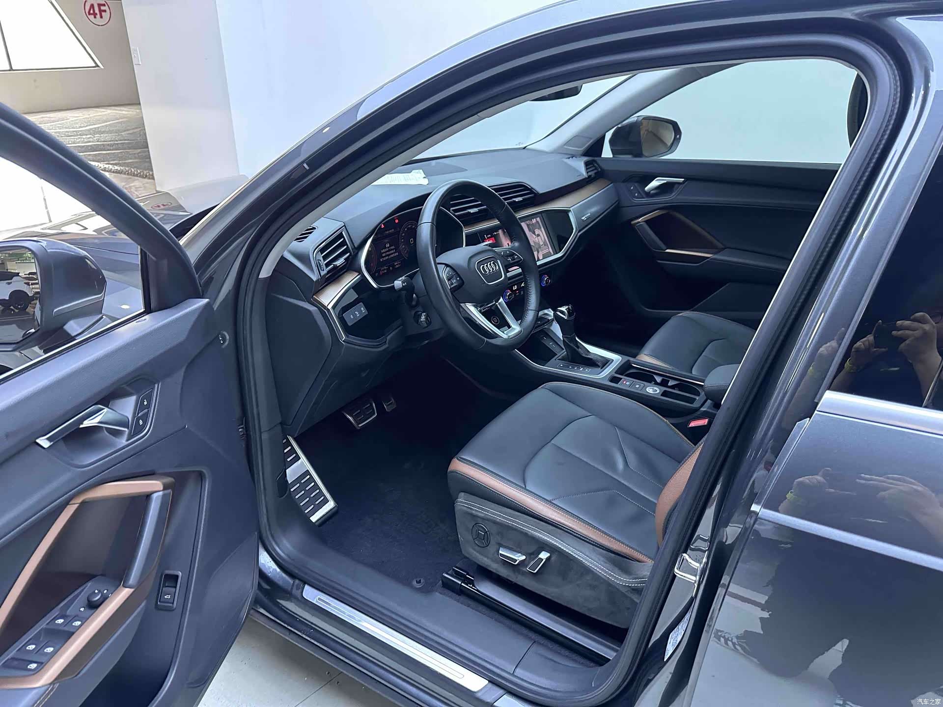 Audi Q3, 2022 9