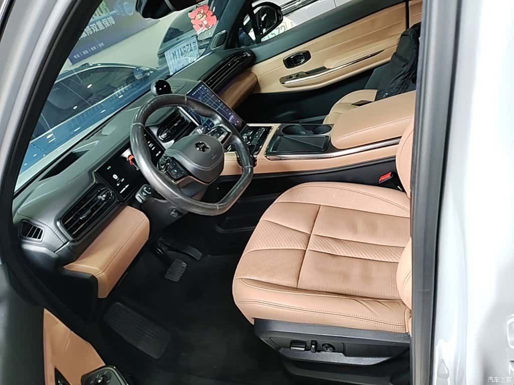 NIO ES8, 2020 15