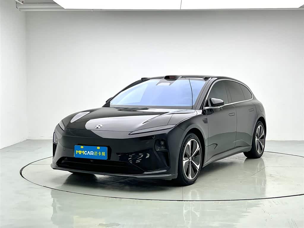 NIO ET5