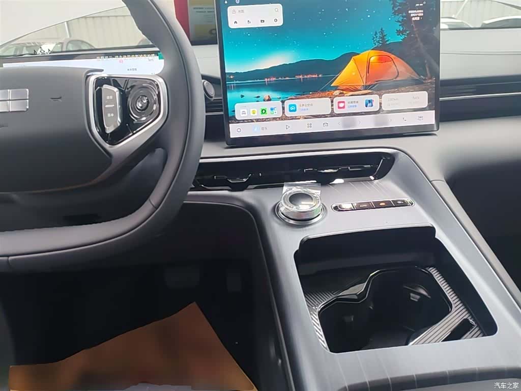 Geely Galaxy E5, 2026 10