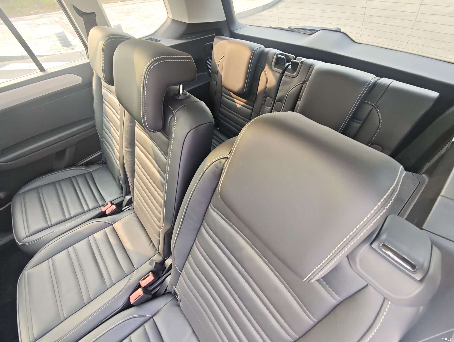 Volkswagen L, 2023 16