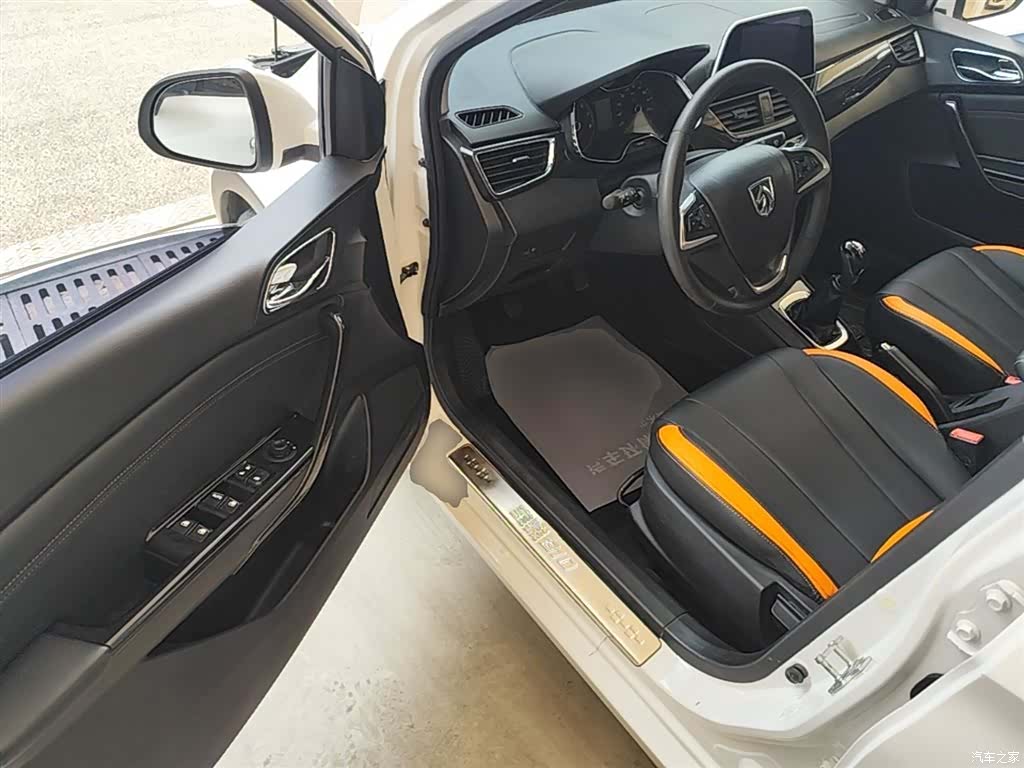 Wuling 310, 2017 16