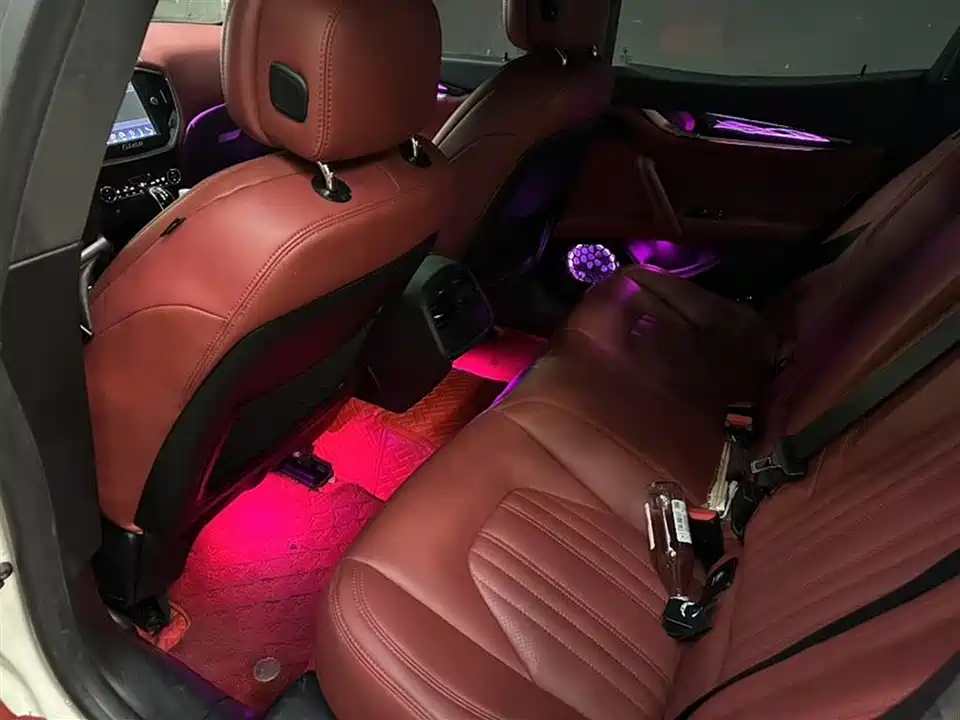 Maserati Ghibli Maserati Ghibli