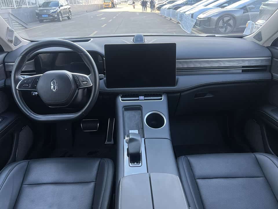 AITO Ask the world M5