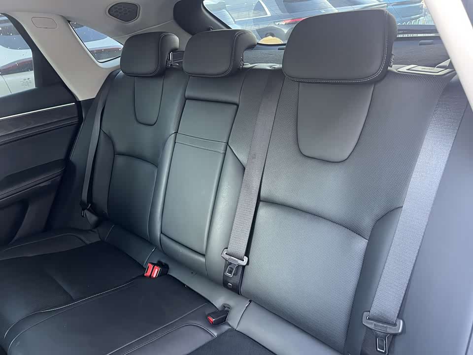 AITO Ask the world M5