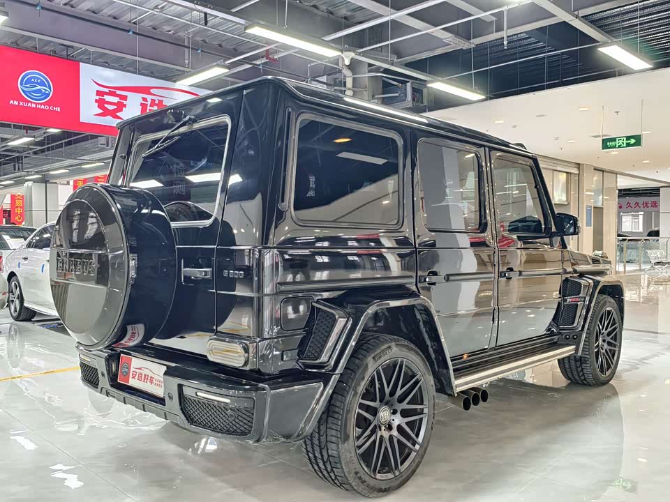 Mercedes-Benz G-class