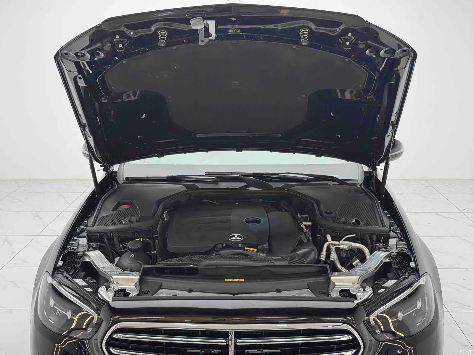 Mercedes-Benz E-Class, 2022 все фото
