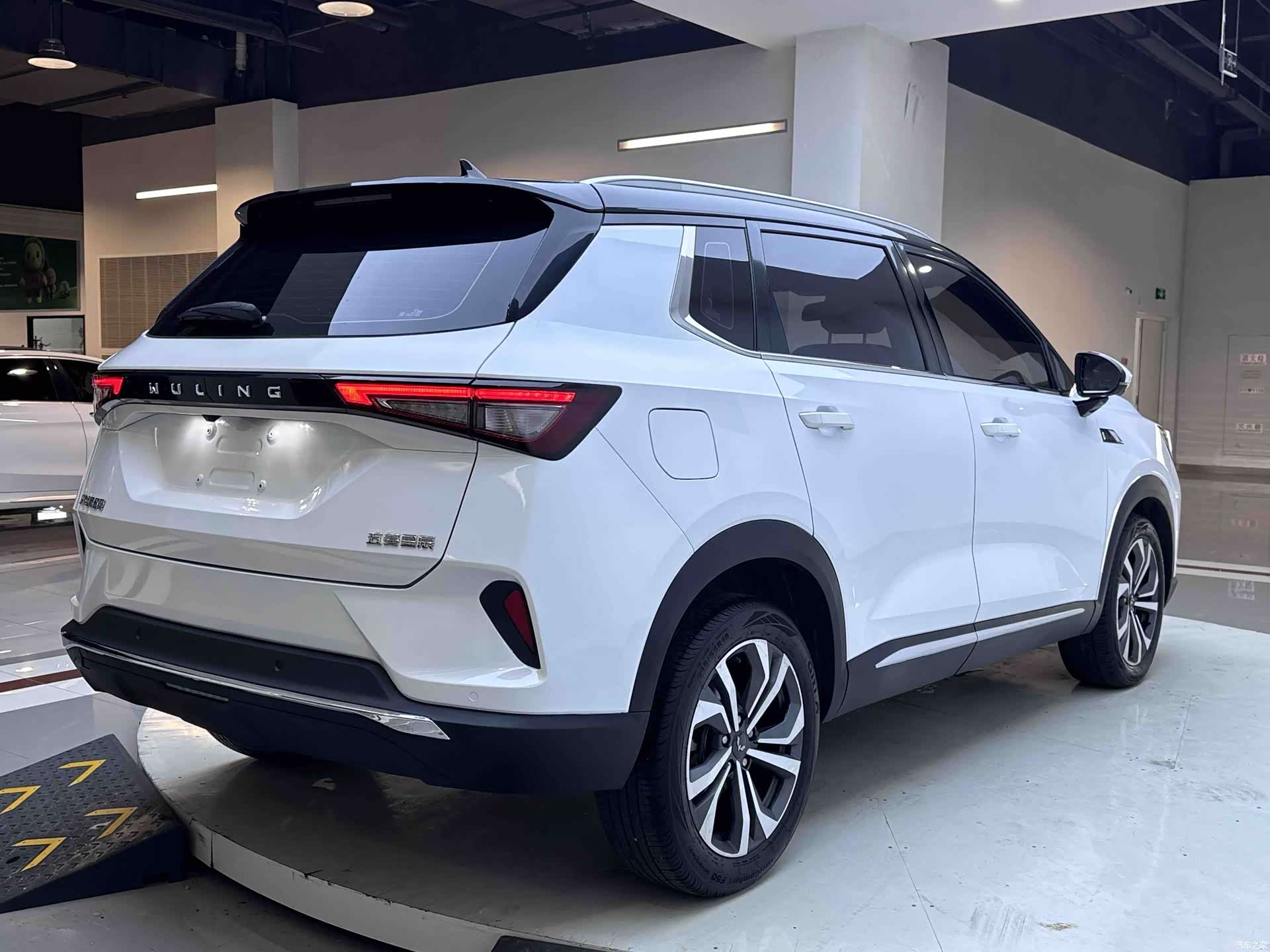 Jetour X70, 2024 12