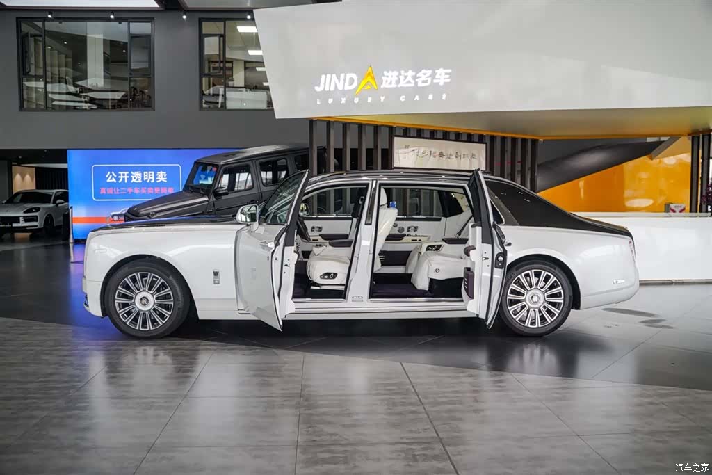 Rolls-Royce Phantom, 2019 8