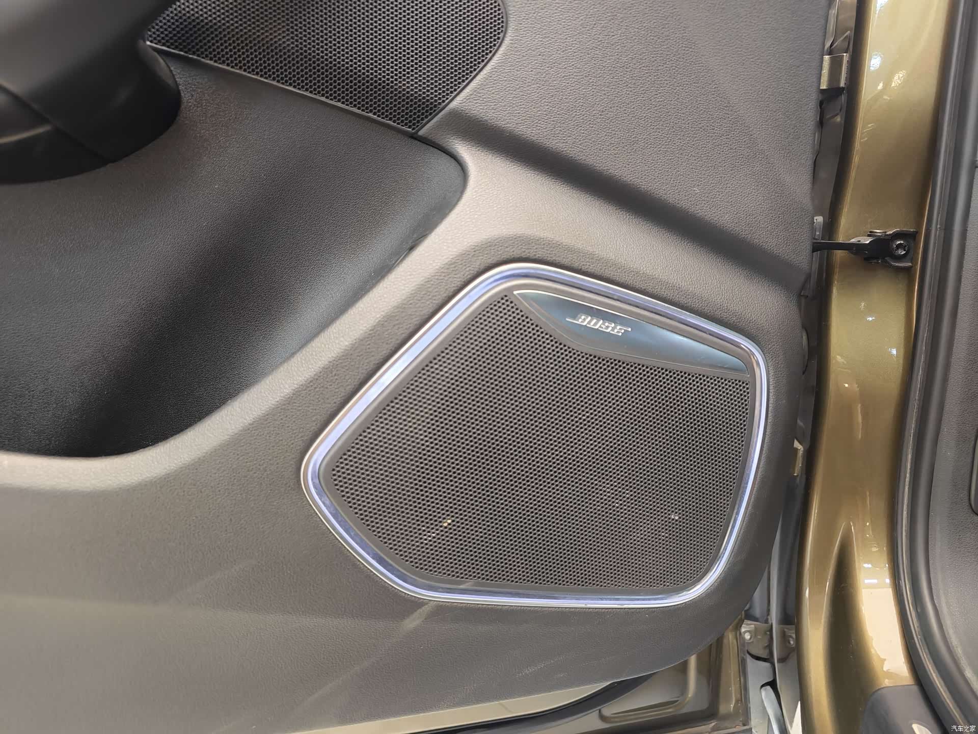 Audi Q3, 2019 11