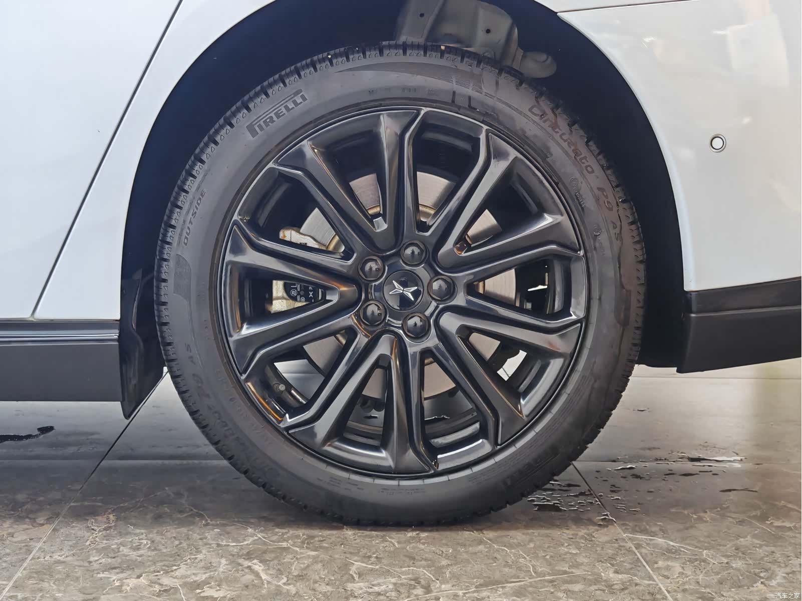 Xpeng P7, 2021 9