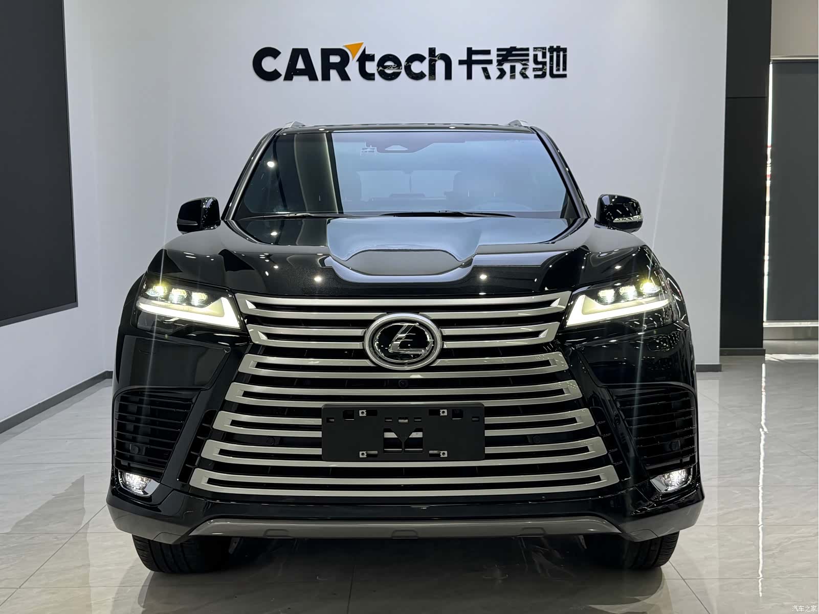 Lexus LX, 2026 2