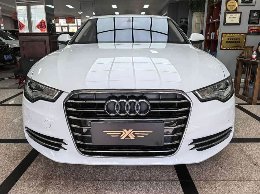 Audi A6L 2015, фото 2