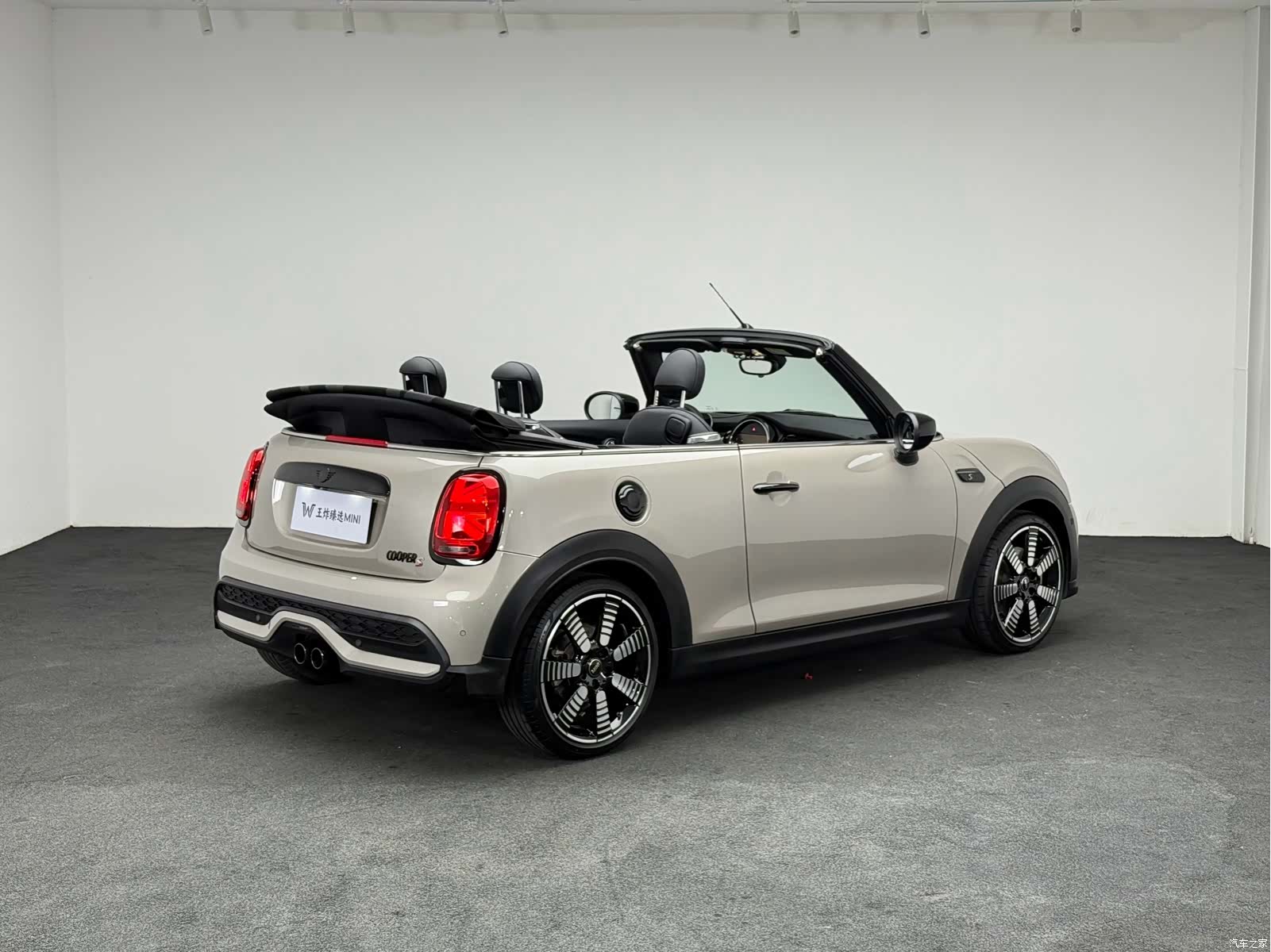 Mini Cooper, 2023 16