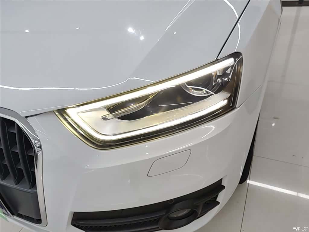 Audi Q3, 2015 24
