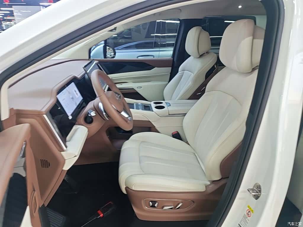 BYD Xia, 2025 12