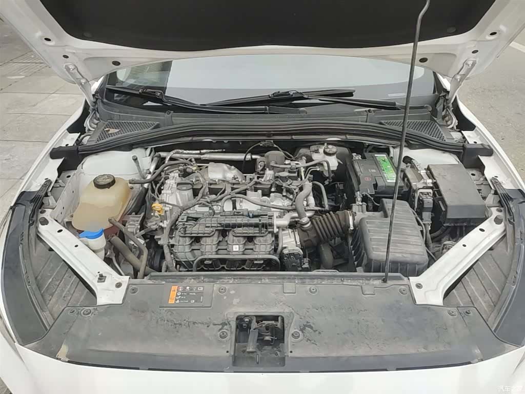 MG MG5, 2023 20