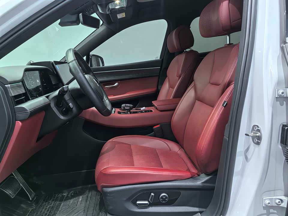 AITO Ask the world M5