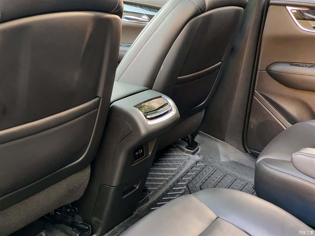 Cadillac XT6, 2019 9