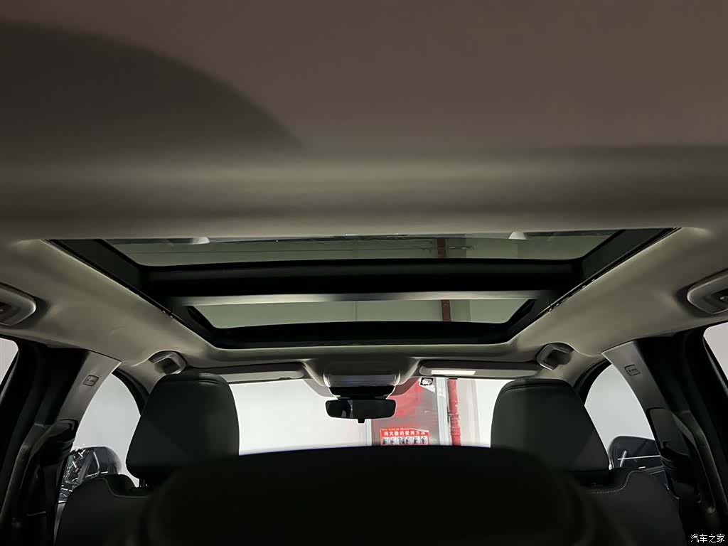Mazda CX-50, 2024 11