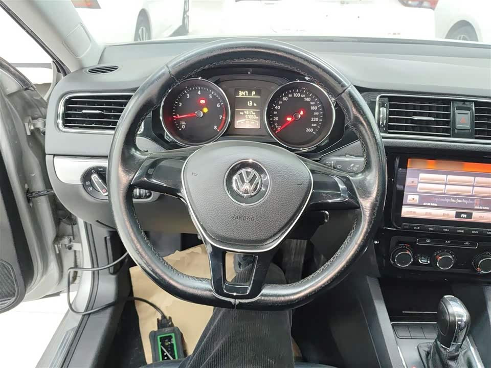 Volkswagen Sagitar