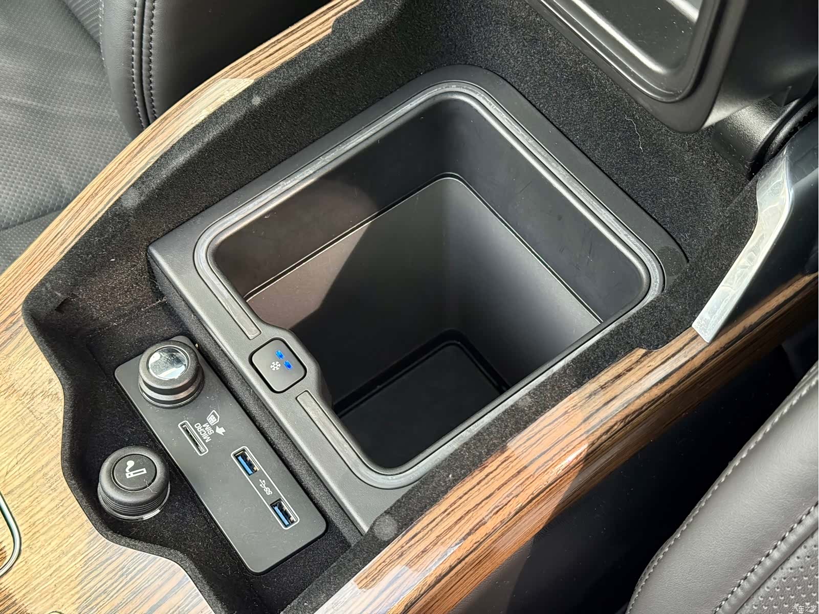 Land Rover Range Rover, 2020 11