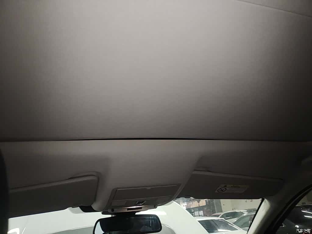 Land Rover Discovery, 2019 18