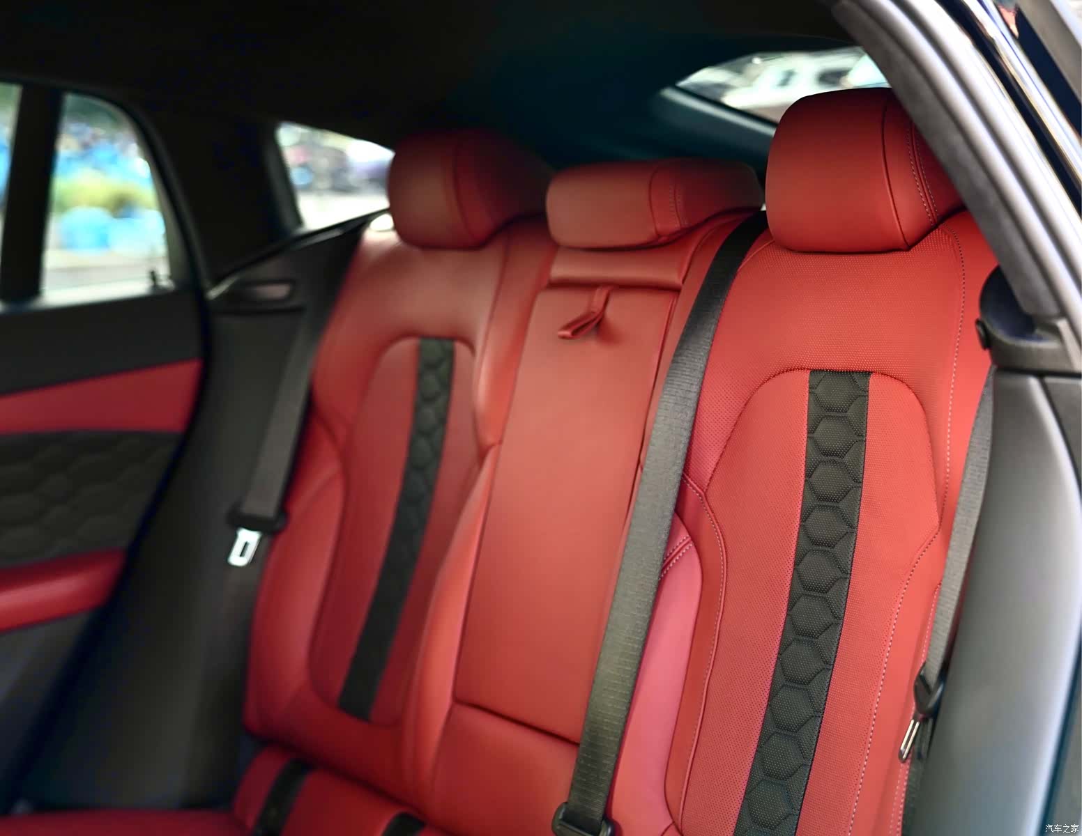 BMW X6, 2022 9