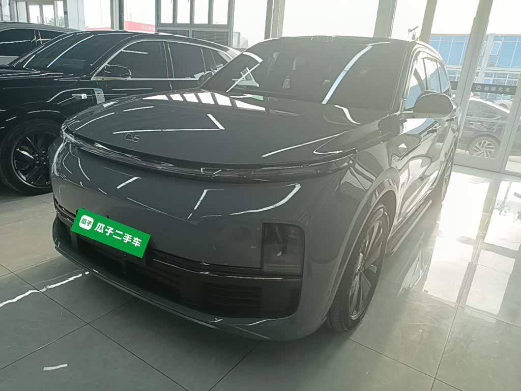 Li Auto L8