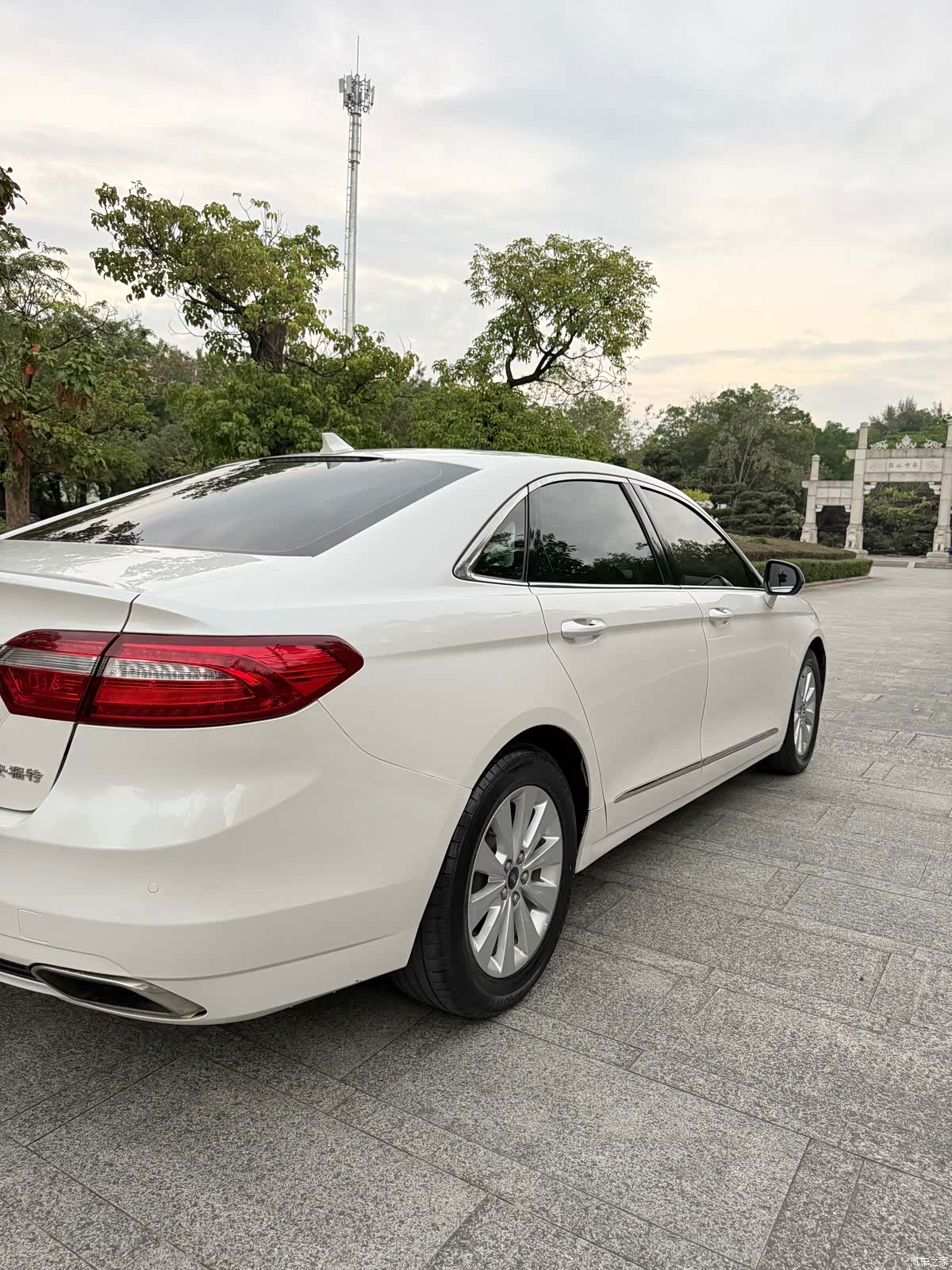 Ford Taurus, 2018 20