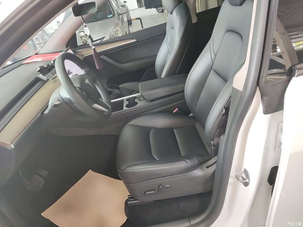 Tesla Model Y, 2021 15