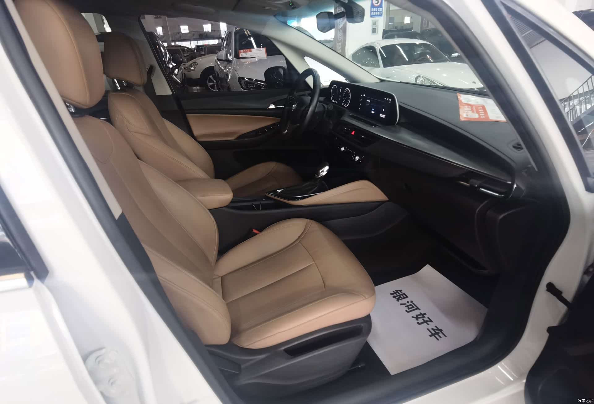 Buick GL6, 2022 17
