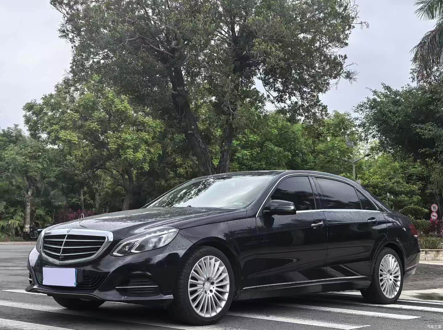 Mercedes-Benz E-Class, 2014 1