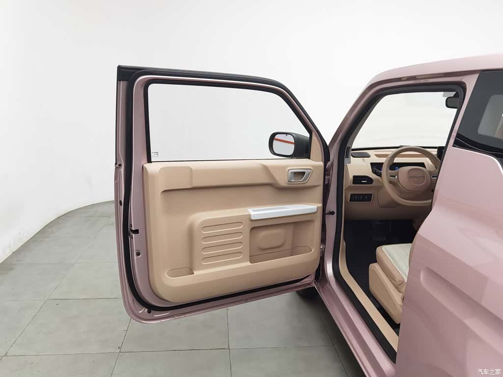 Geely Panda, 2024 8