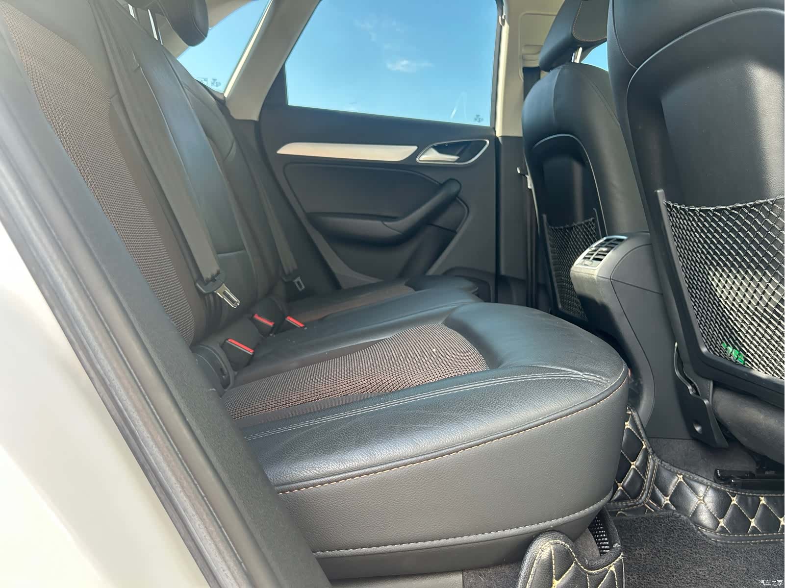 Audi Q3, 2019 9