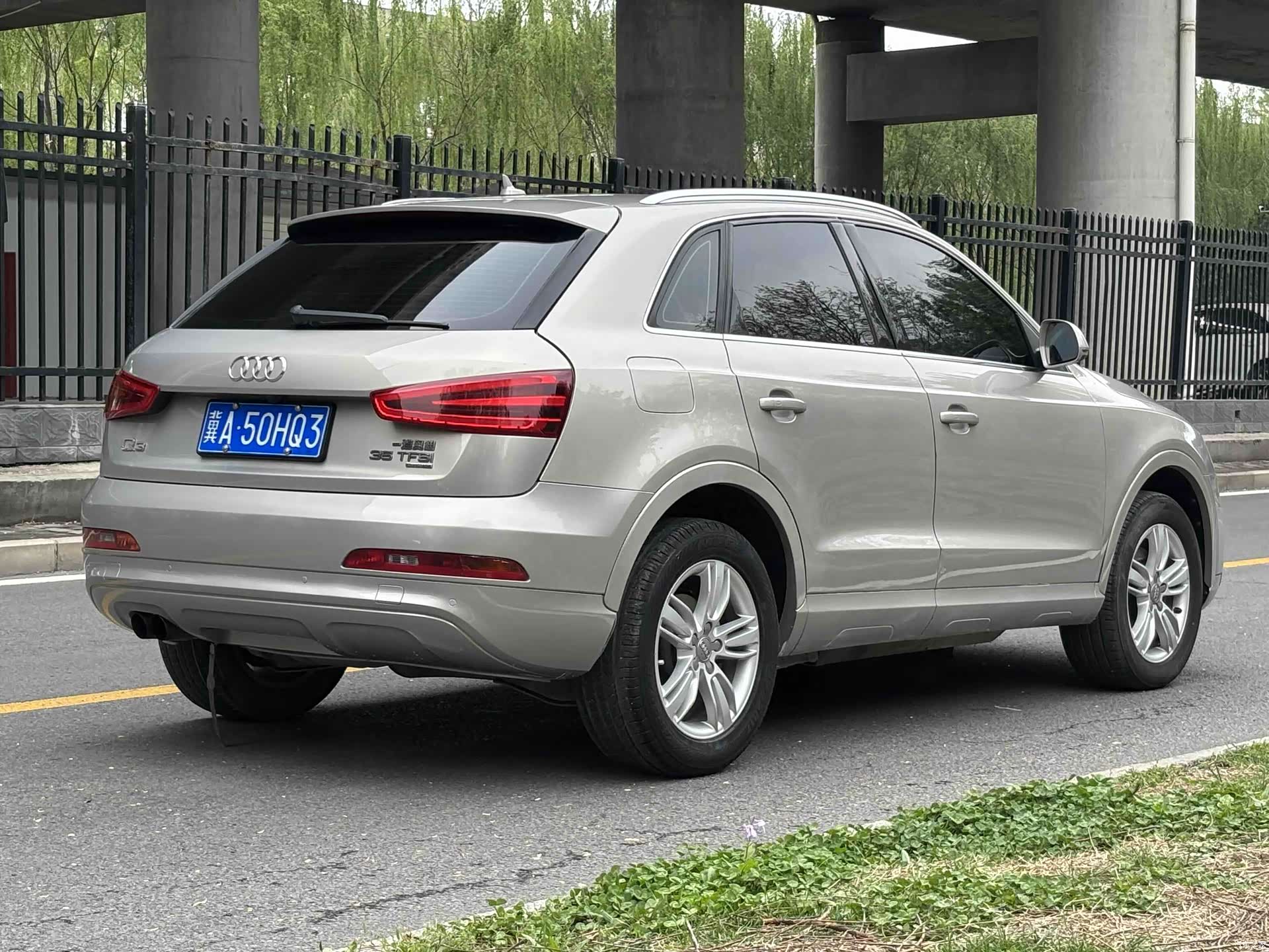 Audi Q3, 2013 6