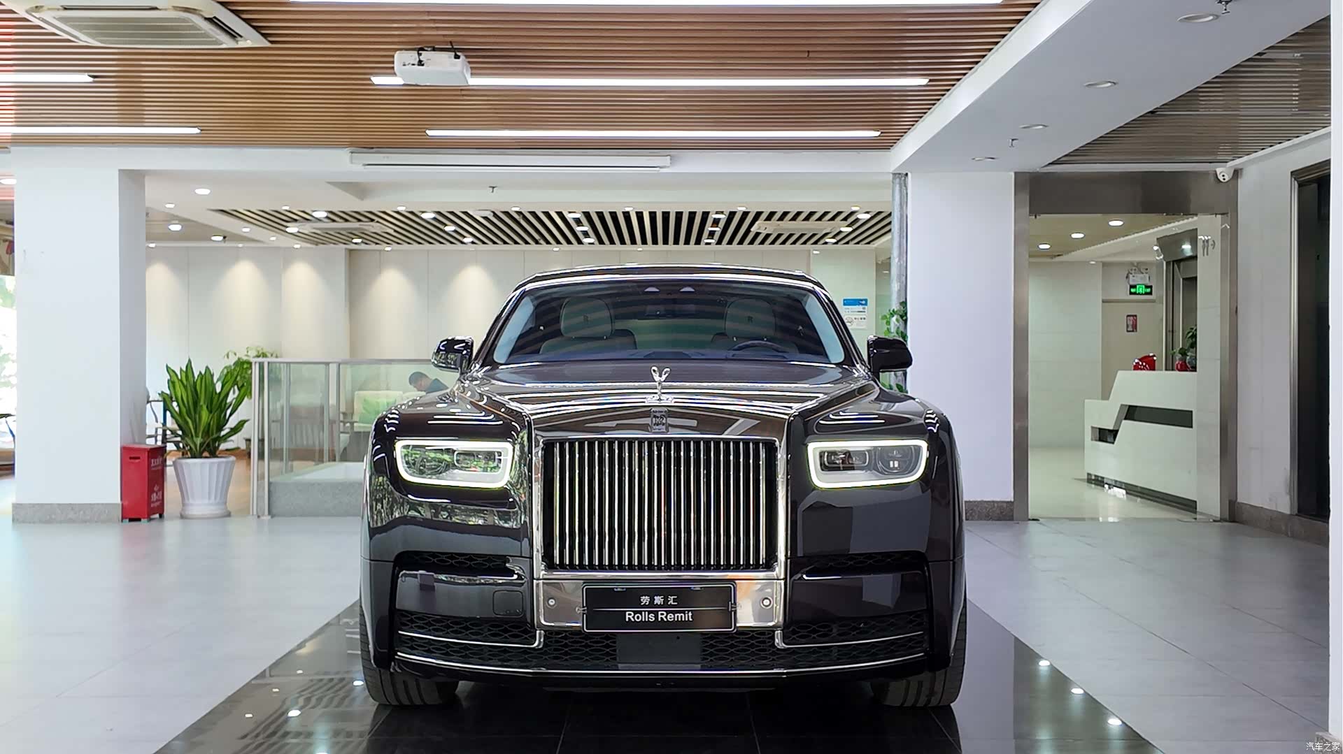 Rolls-Royce Phantom, 2019 2